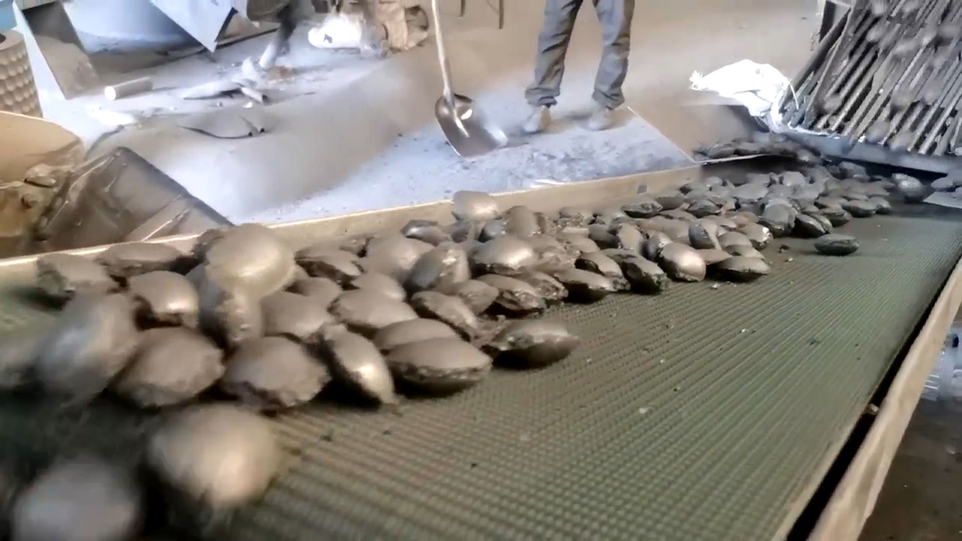 鋼廠固廢粘合劑的作用及其應(yīng)用范圍是什么？